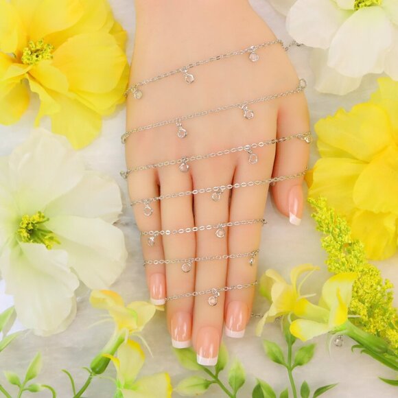 Minimalist Bracelet, Sleek & Modern Design, Women’s Fashion, YC110364-B - Picture 9 of 10